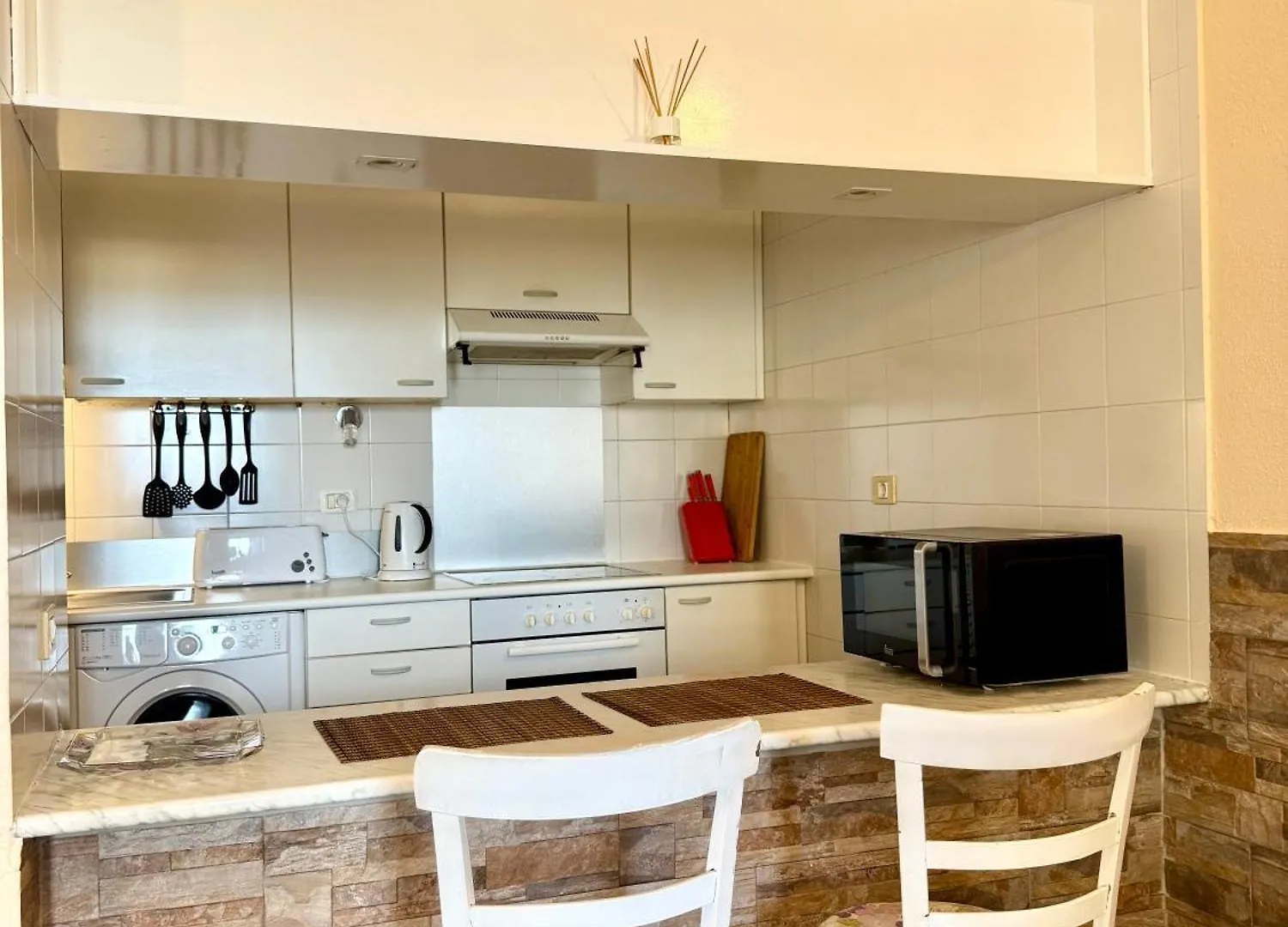 Oceanside Apartment In El Medano אל מדאנו